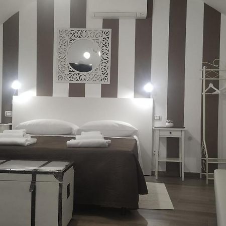 Comeacasa B&B Palo del Colle Bagian luar foto