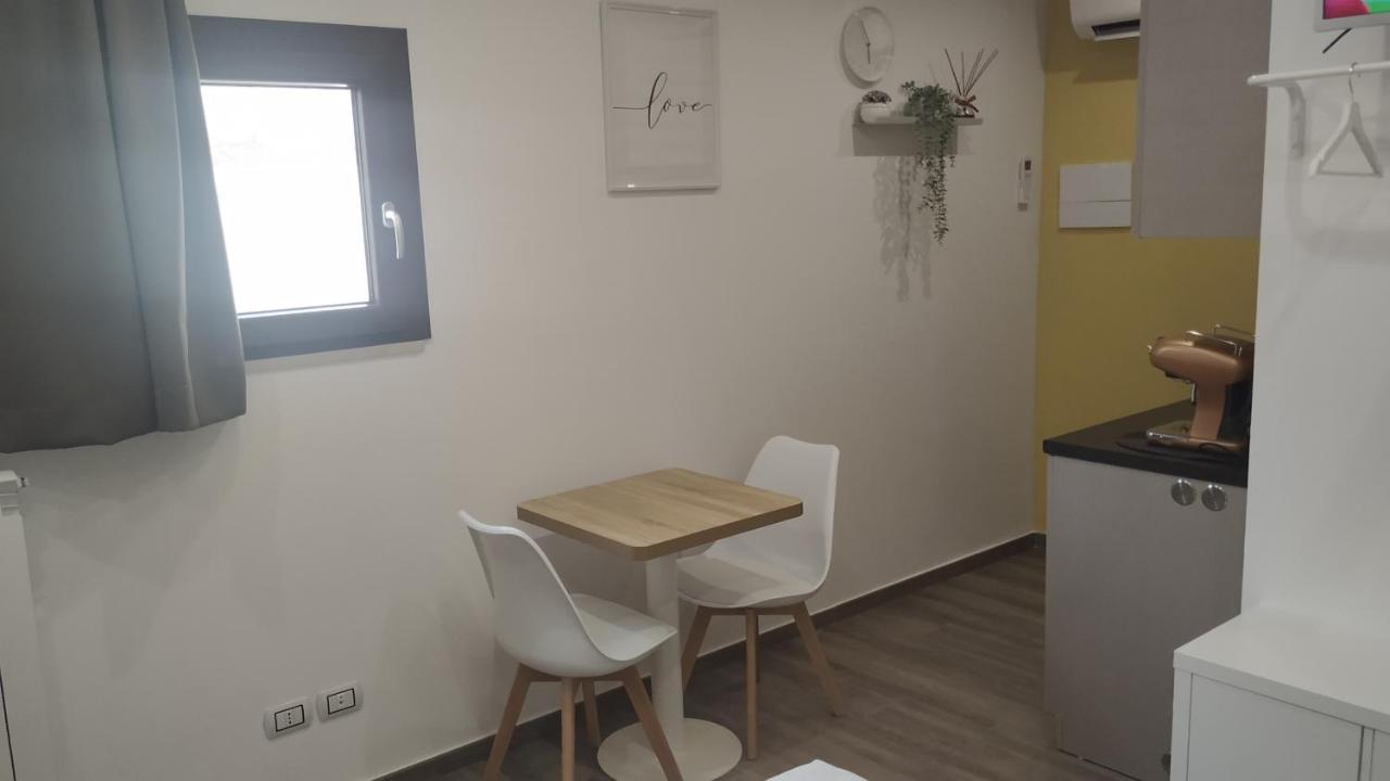 Comeacasa B&B Palo del Colle Bagian luar foto