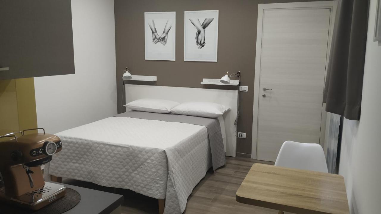 Comeacasa B&B Palo del Colle Bagian luar foto