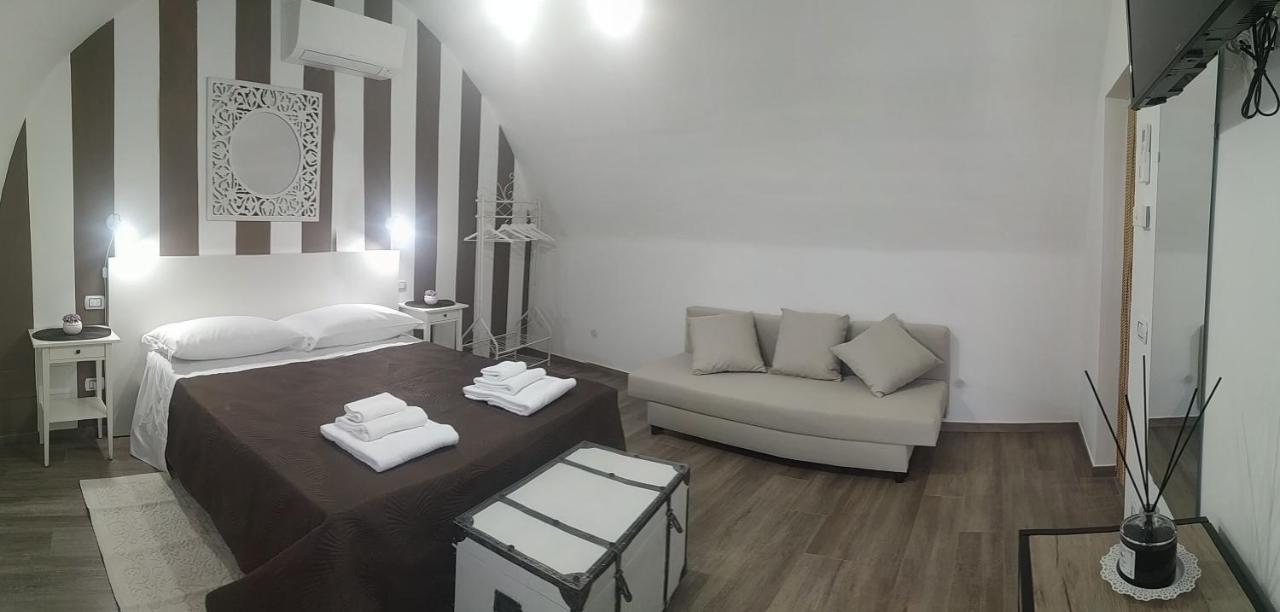 Comeacasa B&B Palo del Colle Bagian luar foto