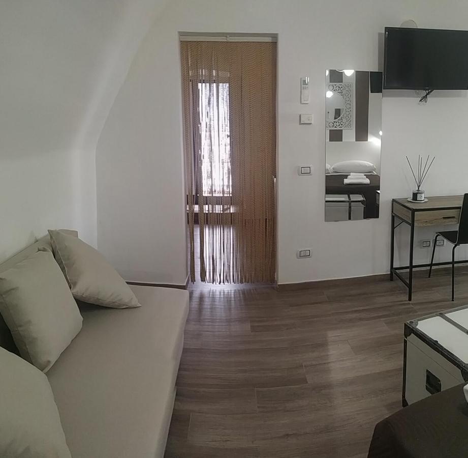 Comeacasa B&B Palo del Colle Bagian luar foto