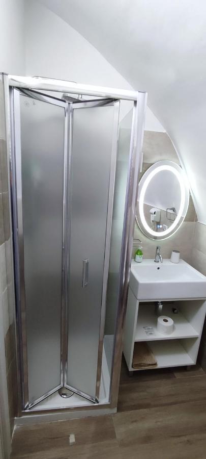 Comeacasa B&B Palo del Colle Bagian luar foto